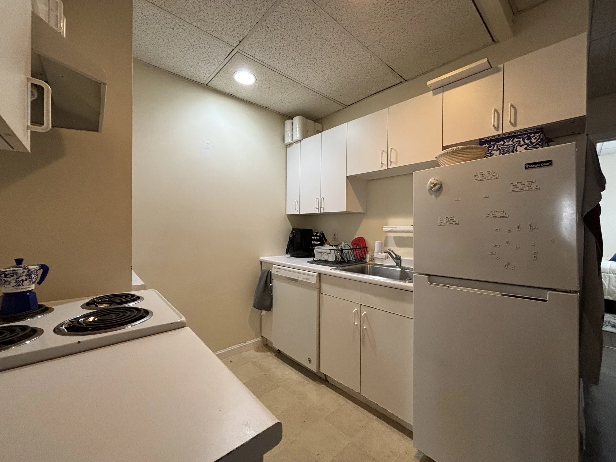 2 bed, 1 bath apartment for rent at 9 Grove St Unit 1, Beacon Hill — photo 5 of 14