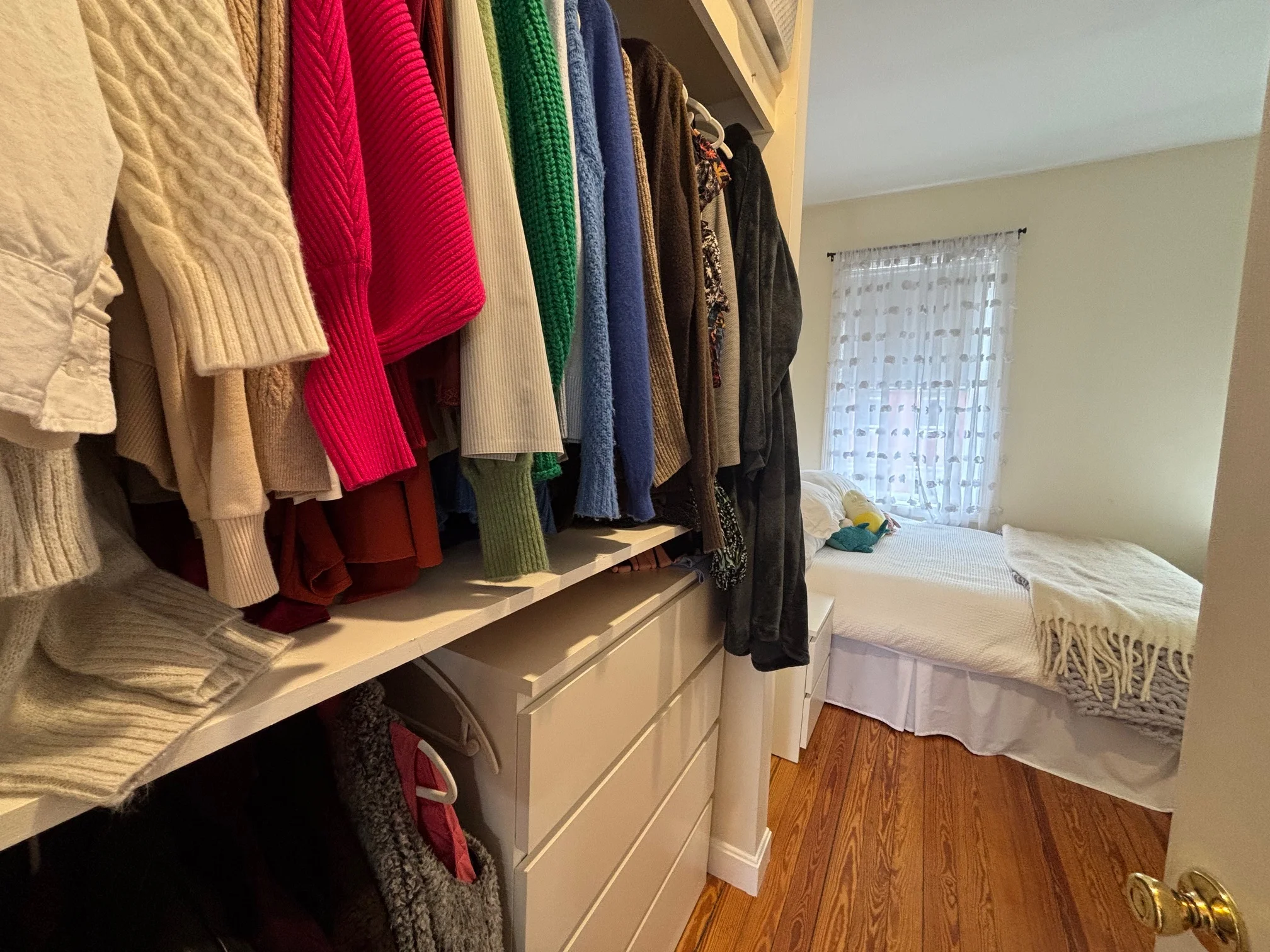 3 bed, 2 bath apartment for rent at 9 Grove St Unit 4, Beacon Hill — photo 20 of 22