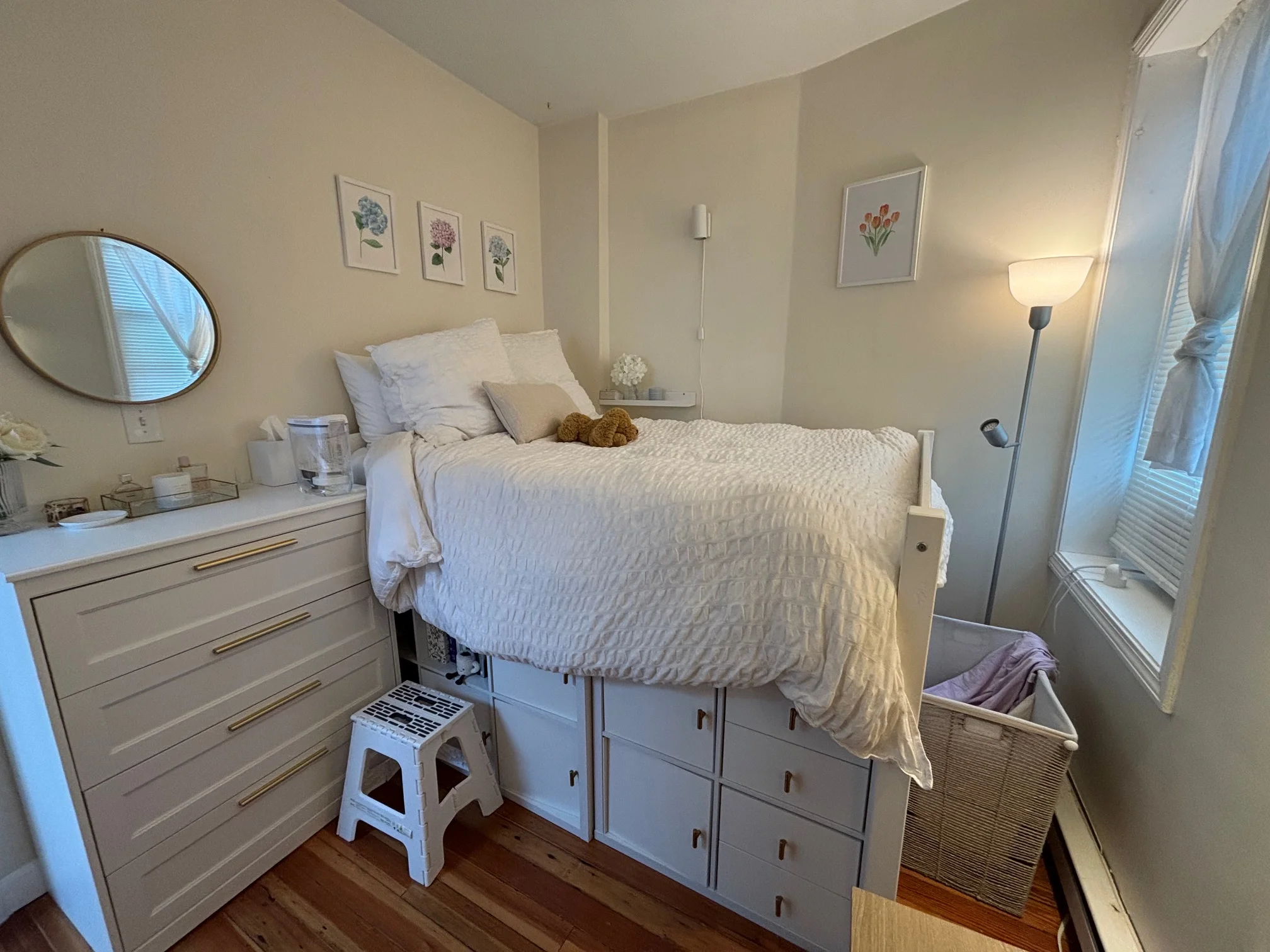 3 bed, 2 bath apartment for rent at 9 Grove St Unit 4, Beacon Hill — photo 9 of 22