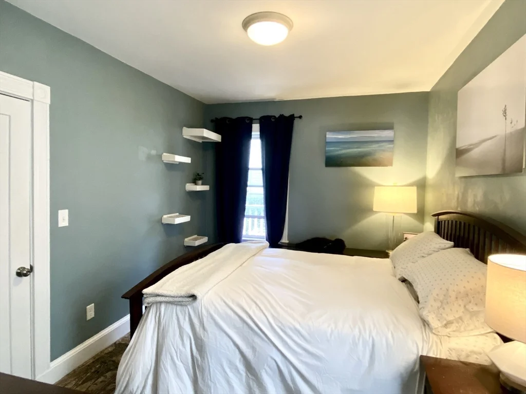 2 bed, 1 bath apartment for rent at 9 Hallam Unit 1, Dorchester — photo 7 of 13