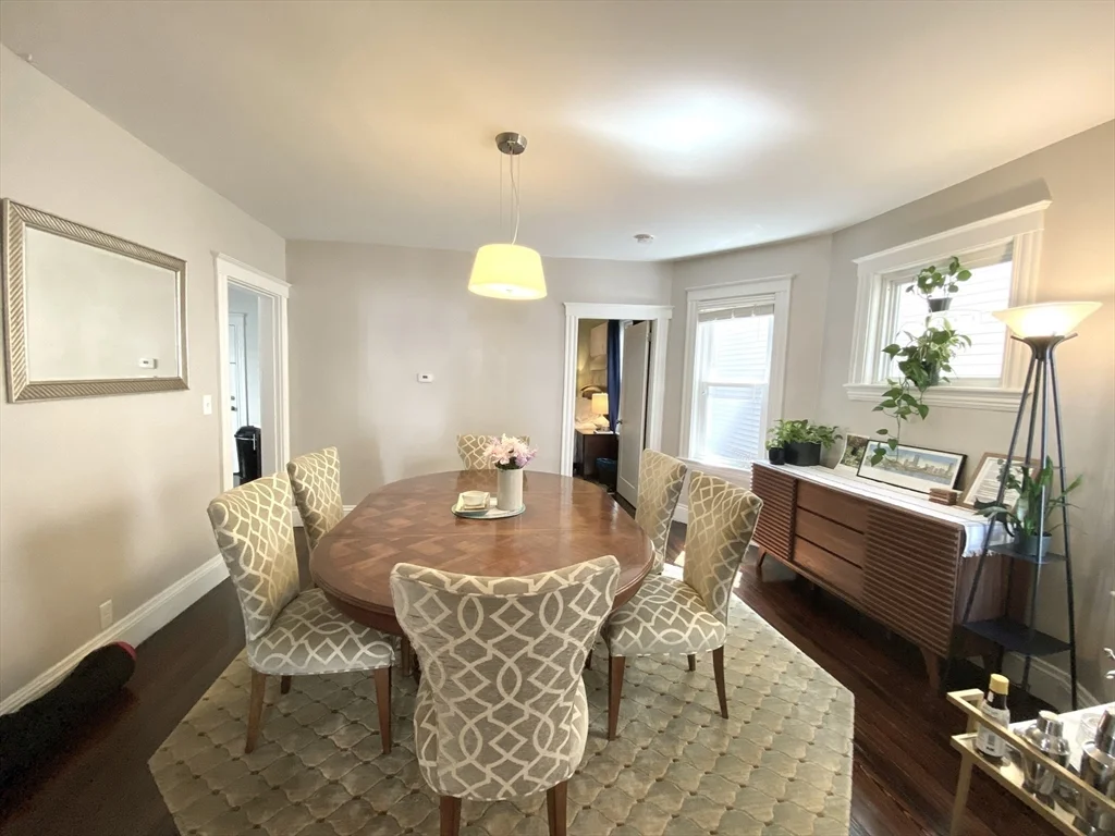 2 bed, 1 bath apartment for rent at 9 Hallam Unit 1, Dorchester — photo 3 of 13