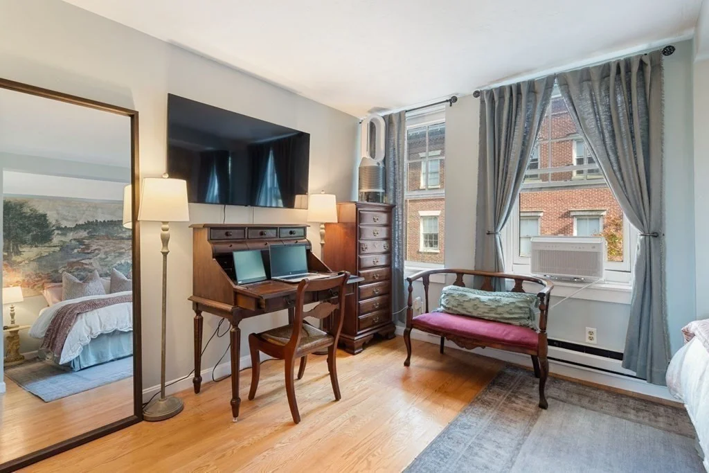 2 bed, 2 bath apartment for rent at 9 Hancock St Unit 4, Beacon Hill — photo 5 of 10