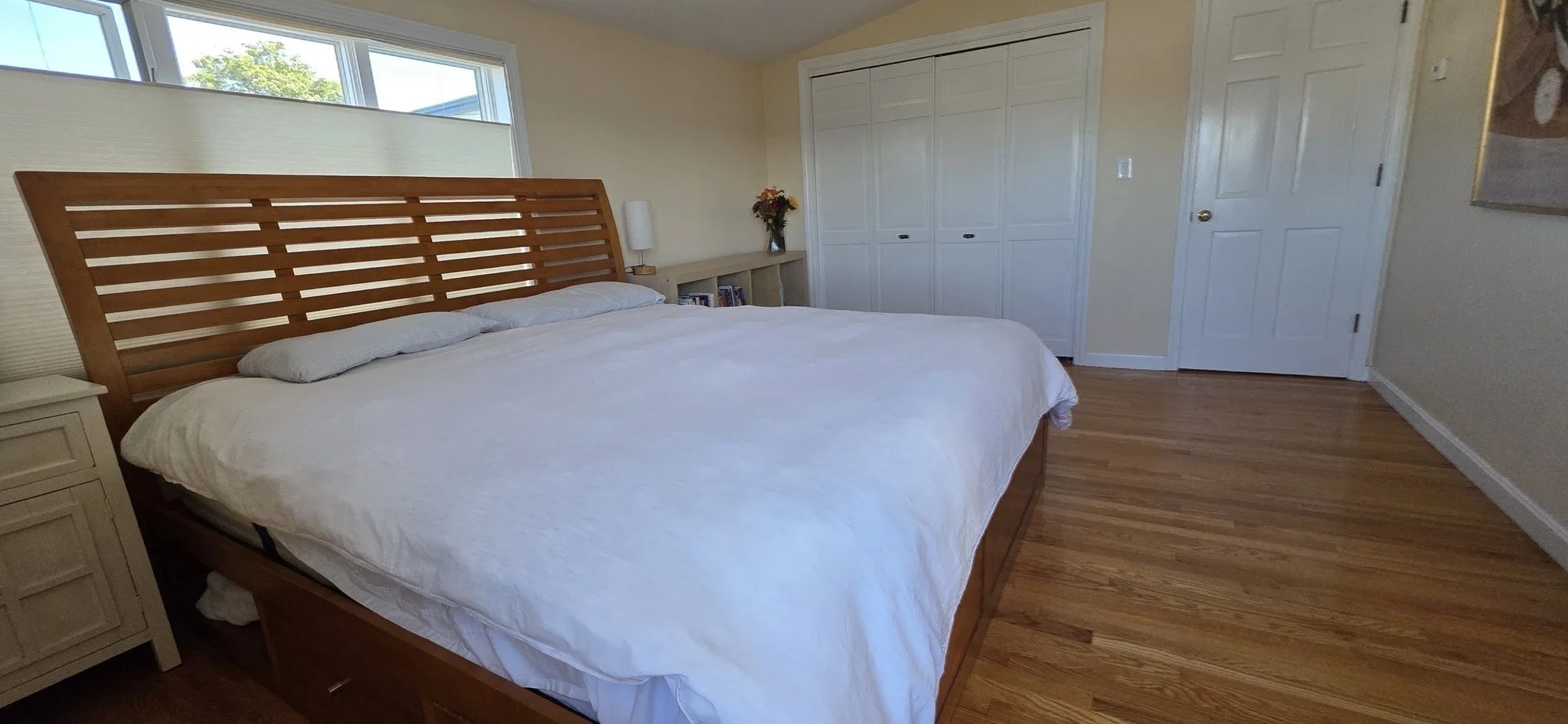 3 bed, 3 bath apartment for rent at 9 Harbor View Rd, Nahant — photo 12 of 24