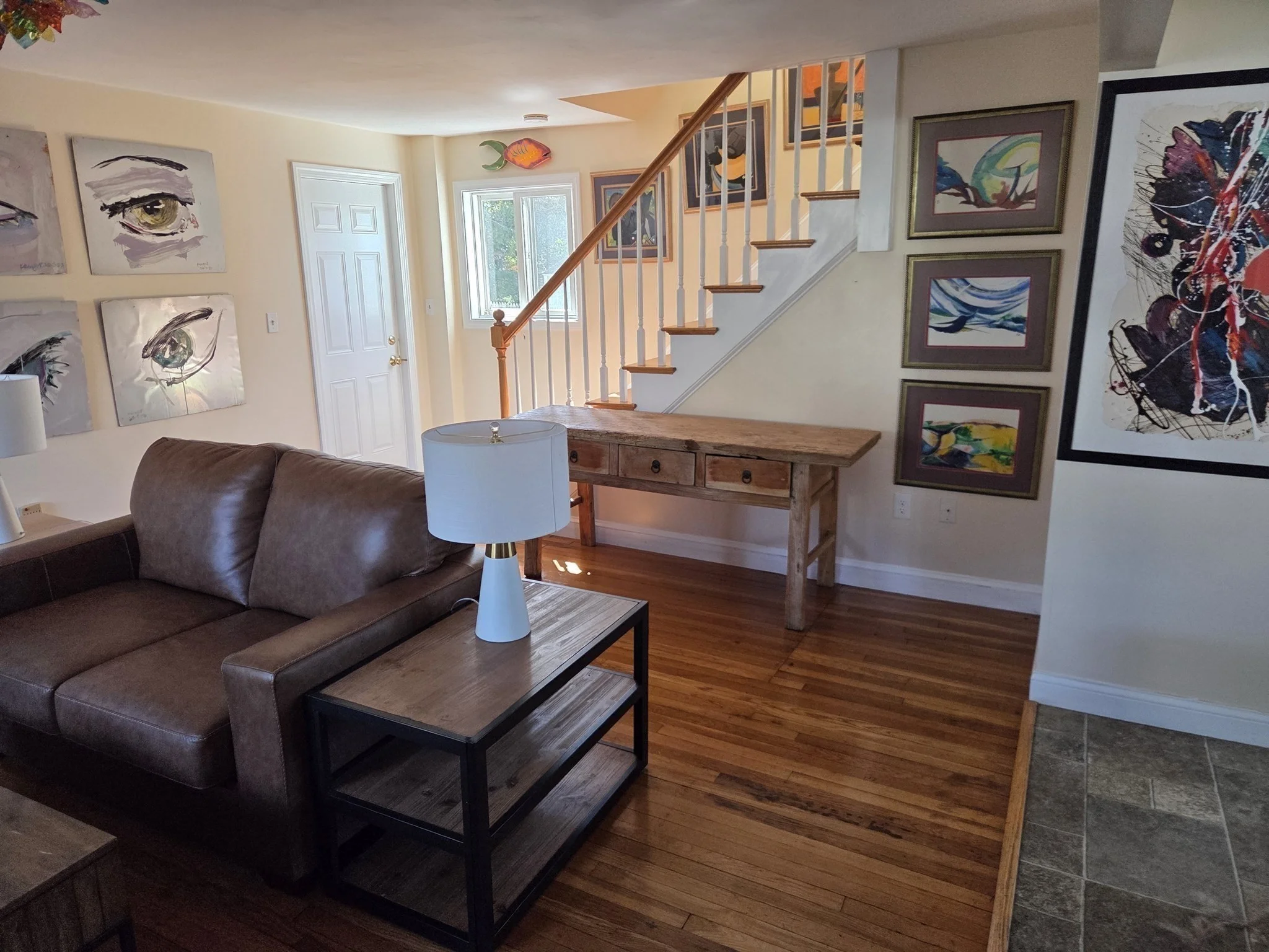 3 bed, 3 bath apartment for rent at 9 Harbor View Rd, Nahant — photo 4 of 24