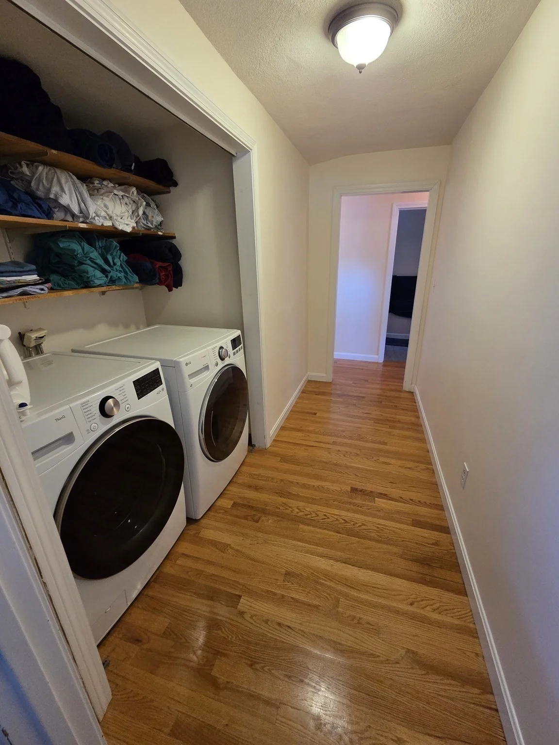 3 bed, 3 bath apartment for rent at 9 Harbor View Rd, Nahant — photo 9 of 24