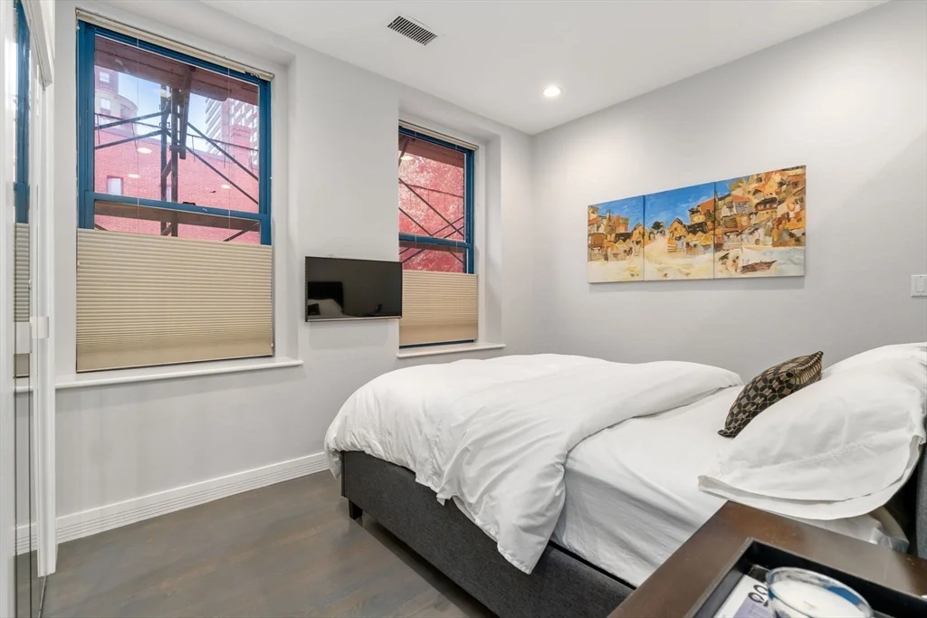 1 bed, 1 bath apartment for rent at 9 Harcourt St Unit 304, Back Bay — photo 4 of 11
