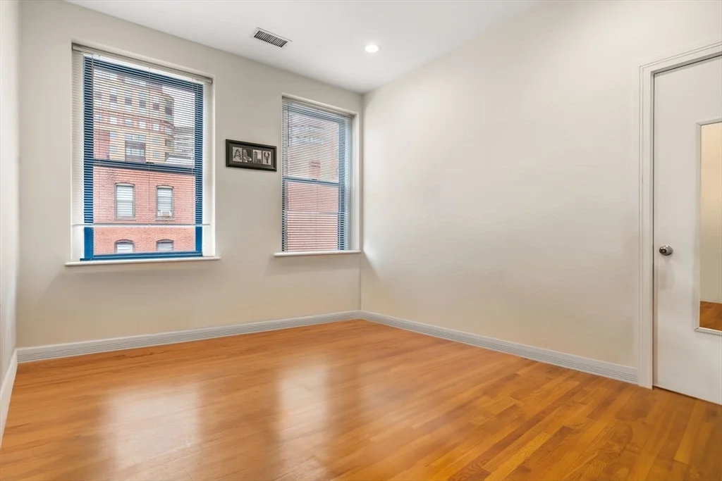 1 bed, 1 bath apartment for rent at 9 Harcourt St Unit 402B, Back Bay — photo 7 of 9