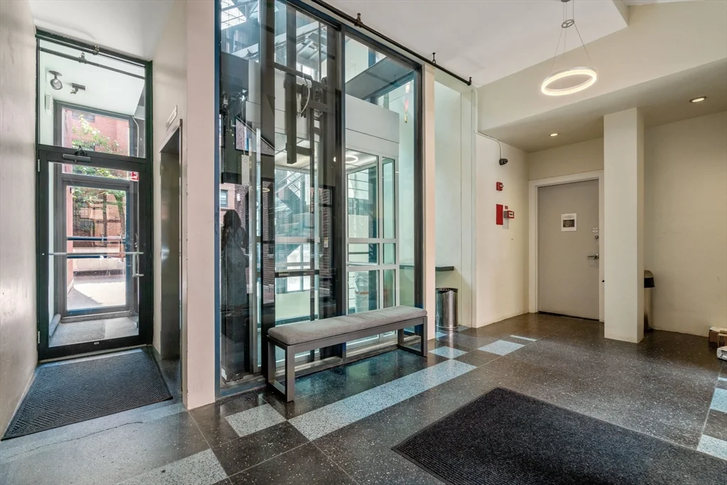 1 bed, 1 bath apartment for rent at 9 Harcourt St Unit 402B, Back Bay — photo 3 of 9