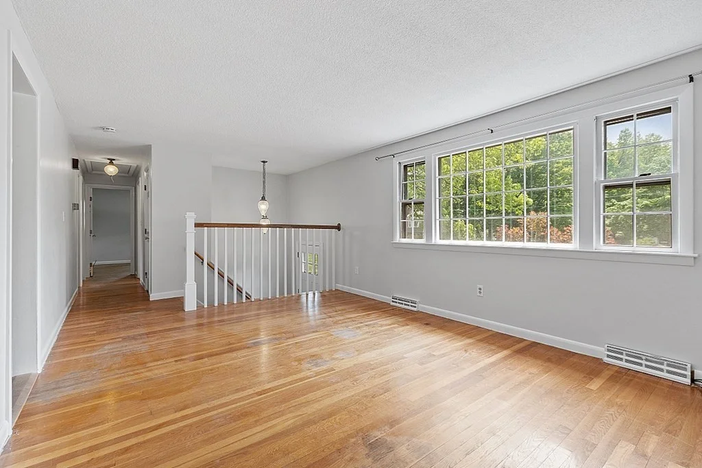 3 bed, 1 bath apartment for rent at 9 Haskell Rd, Pepperell — photo 7 of 22