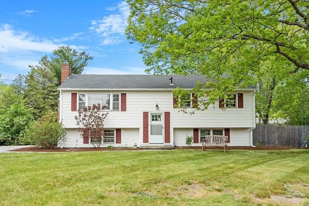 3 bed, 1 bath apartment for rent at 9 Haskell Rd, Pepperell — photo 1 of 22