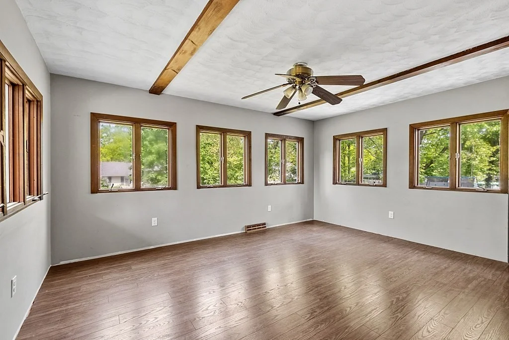 3 bed, 1 bath apartment for rent at 9 Haskell Rd, Pepperell — photo 8 of 22