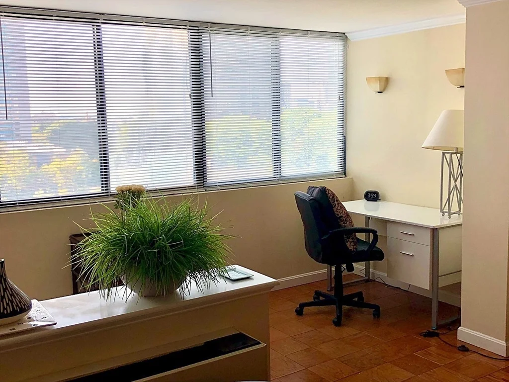 1 bed, 1 bath apartment for rent at 9 Hawthorne Pl Unit 6O, West End — photo 11 of 18