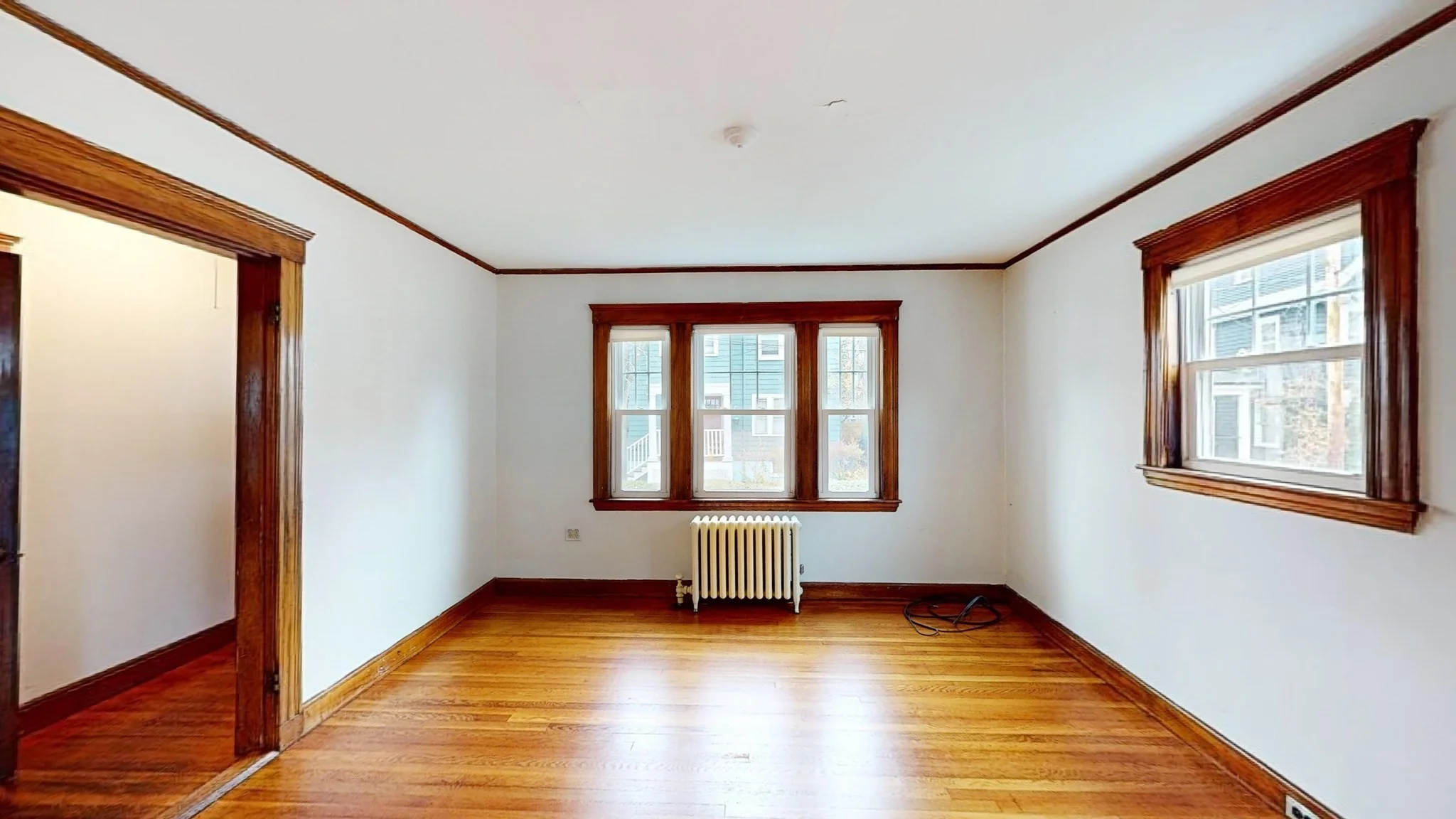 2 bed, 1 bath apartment for rent at 9 Henry St Unit 1, Brookline — photo 2 of 16