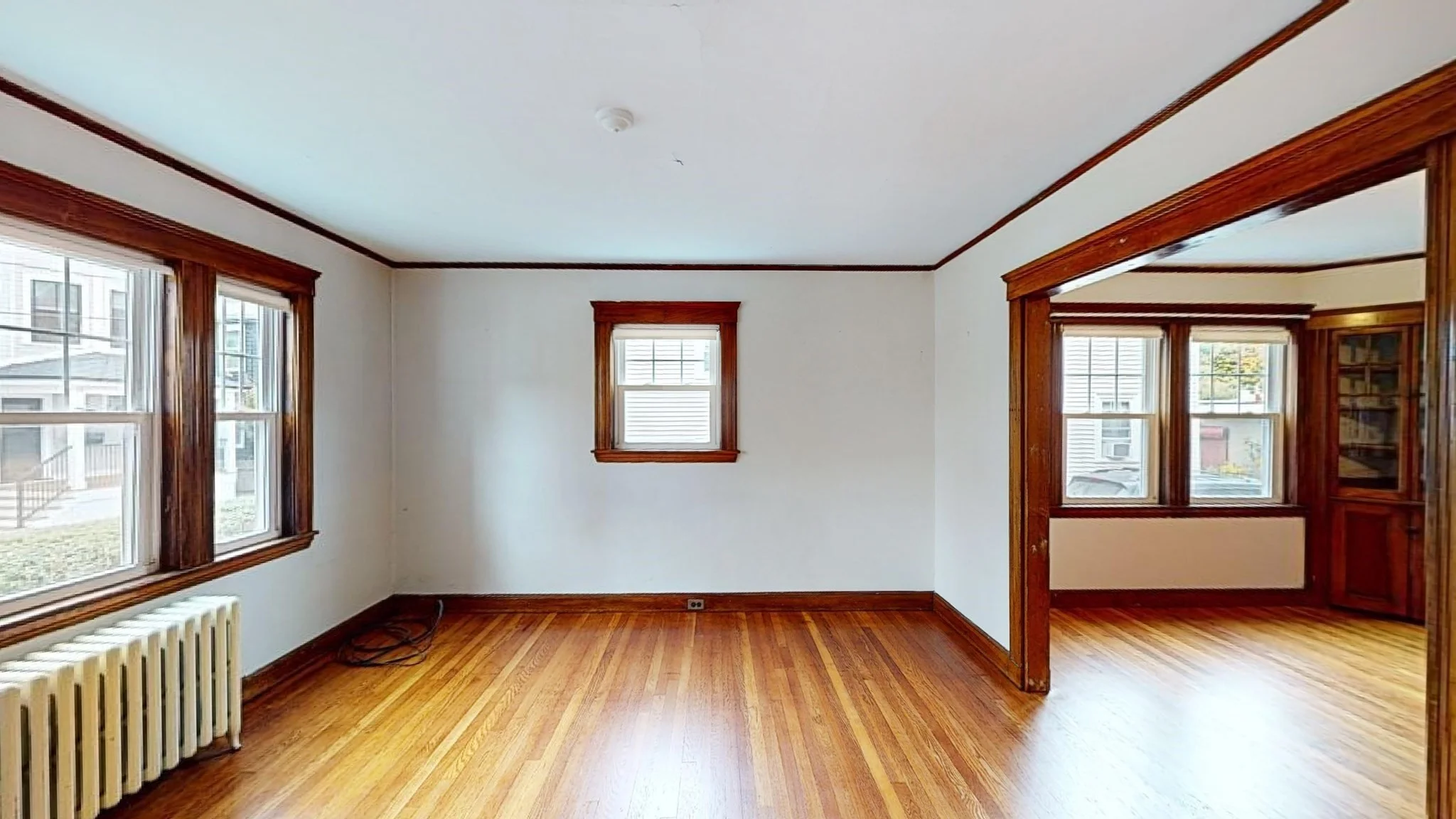 2 bed, 1 bath apartment for rent at 9 Henry St Unit 1, Brookline — photo 3 of 16