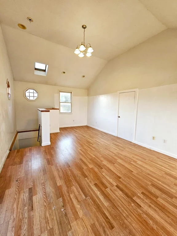 3 bed, 1 bath apartment for rent at 9 High St Unit 2, Marlborough — photo 4 of 6