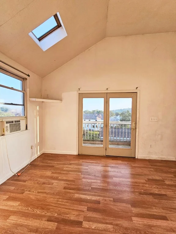 3 bed, 1 bath apartment for rent at 9 High St Unit 2, Marlborough — photo 2 of 6