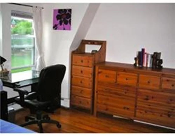 2 bed, 1 bath apartment for rent at 9 High Street Pl Unit 3, Brookline — photo 7 of 16