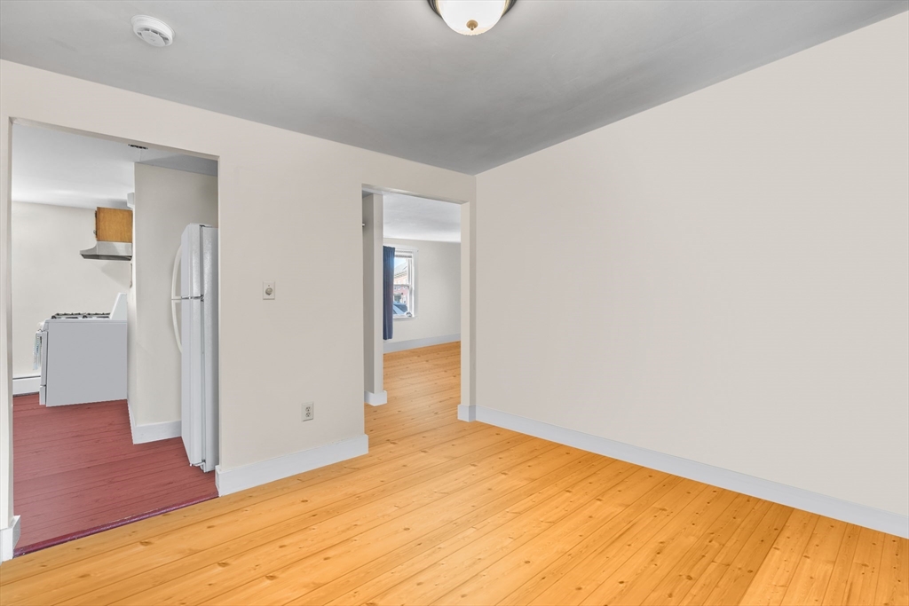 2 bed, 1 bath apartment for rent at 9 Hodges Ct Unit 1, Salem — photo 9 of 13