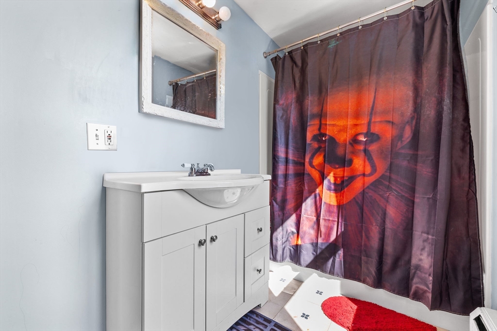2 bed, 1 bath apartment for rent at 9 Hodges Ct Unit 1, Salem — photo 13 of 13