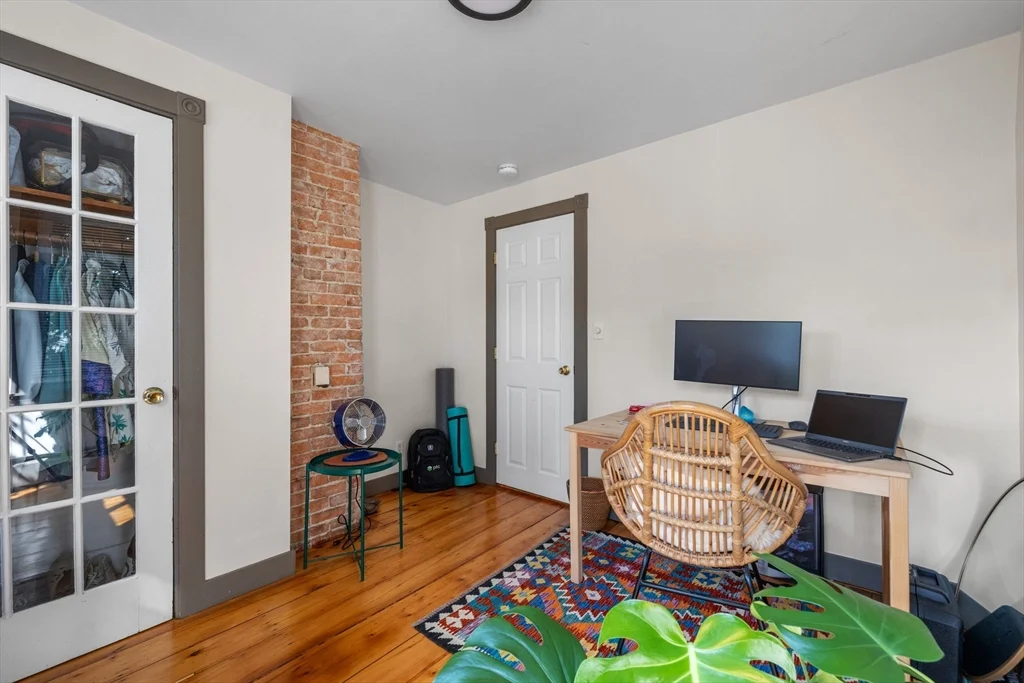 2 bed, 1 bath apartment for rent at 9 Hodges Ct Unit 2, Salem — photo 14 of 16