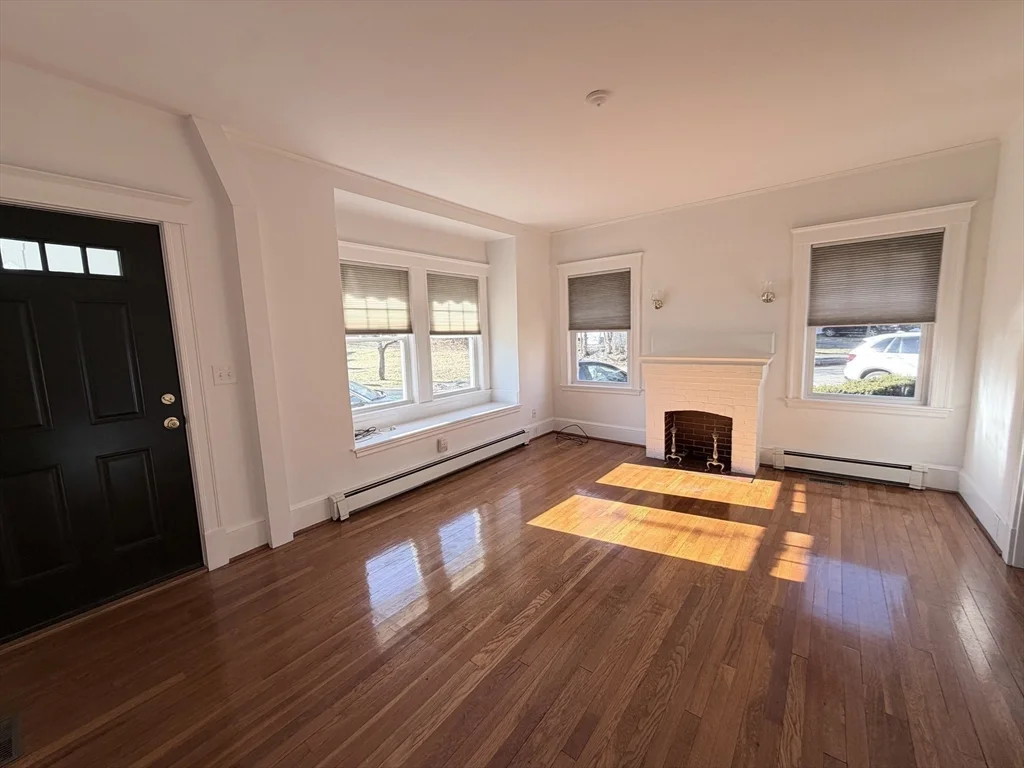 2 bed, 1 bath apartment for rent at 9 Hollis St Unit B, East Milton — photo 9 of 19