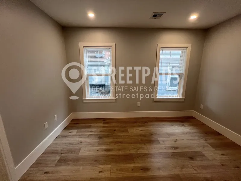 3 bed, 2 bath apartment for rent at 9 Holton St Unit 2, Allston — photo 15 of 36