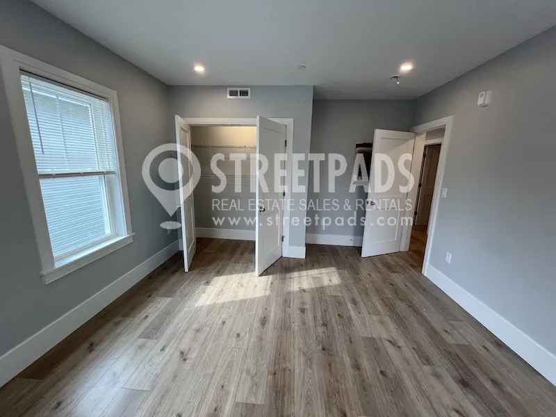 3 bed, 2 bath apartment for rent at 9 Holton St Unit 2, Allston — photo 12 of 36