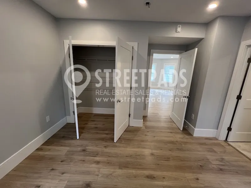 3 bed, 2 bath apartment for rent at 9 Holton St Unit 2, Allston — photo 16 of 36