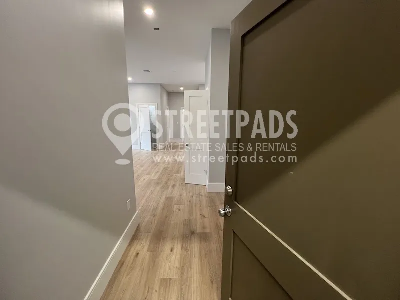 3 bed, 2 bath apartment for rent at 9 Holton St Unit 5, Allston — photo 26 of 37