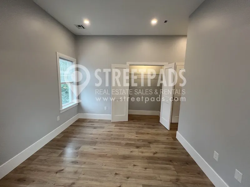 3 bed, 2 bath apartment for rent at 9 Holton St Unit 5, Allston — photo 25 of 37