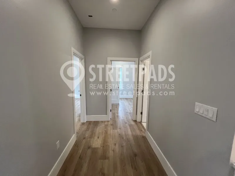 3 bed, 2 bath apartment for rent at 9 Holton St Unit 5, Allston — photo 15 of 37