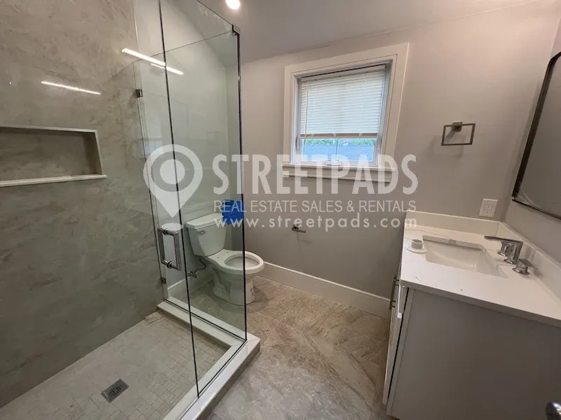 3 bed, 2 bath apartment for rent at 9 Holton St Unit 5, Allston — photo 22 of 37