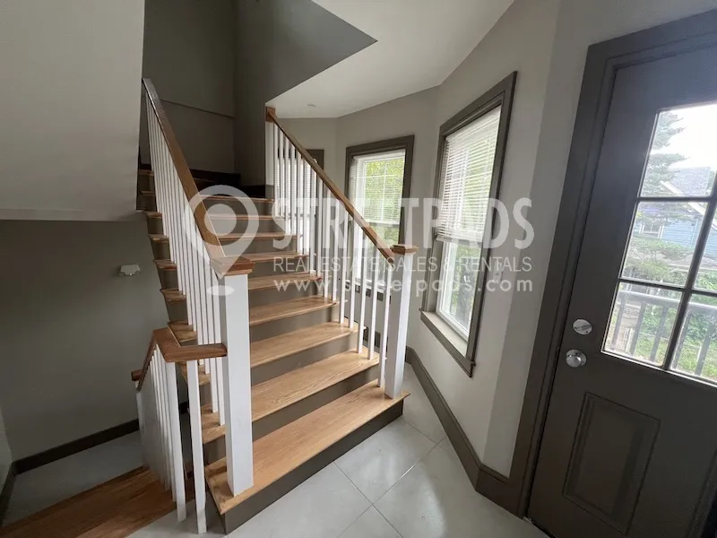 3 bed, 2 bath apartment for rent at 9 Holton St Unit 5, Allston — photo 29 of 37