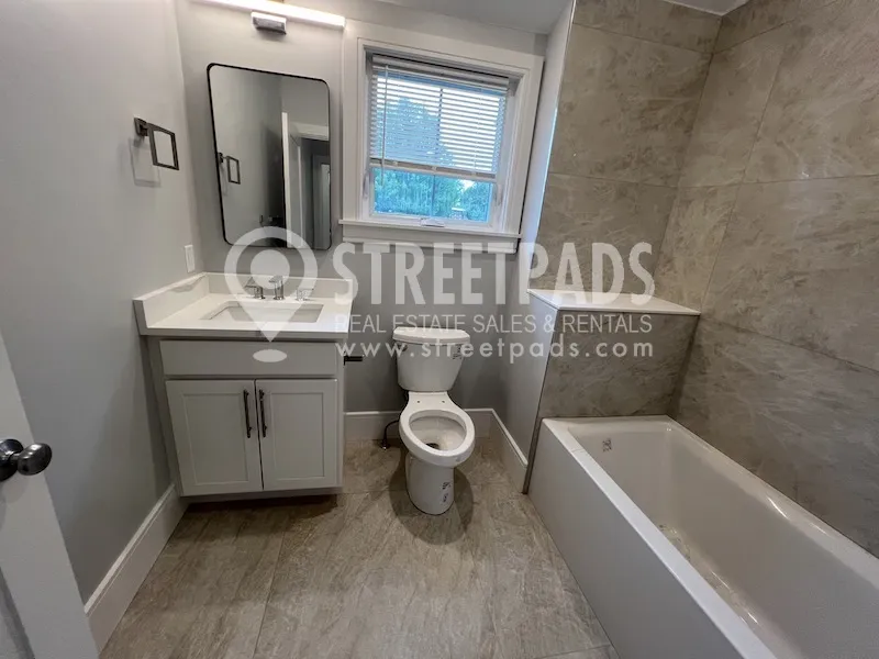 3 bed, 2 bath apartment for rent at 9 Holton St Unit 5, Allston — photo 16 of 37