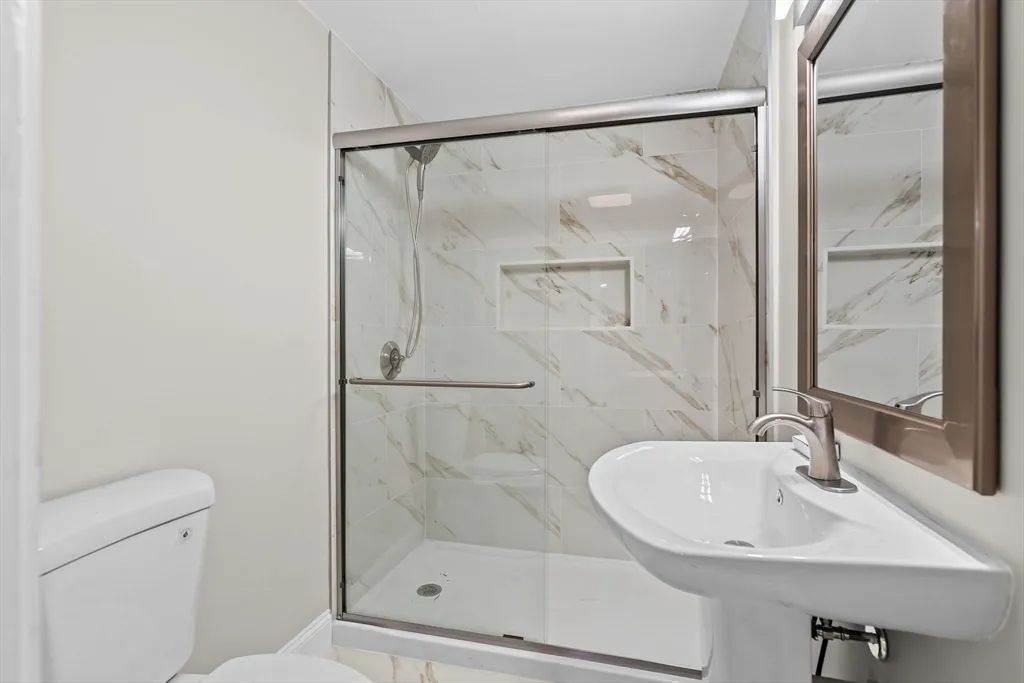 3 bed, 2 bath apartment for rent at 9 Home Ave Unit 1, Natick — photo 25 of 26