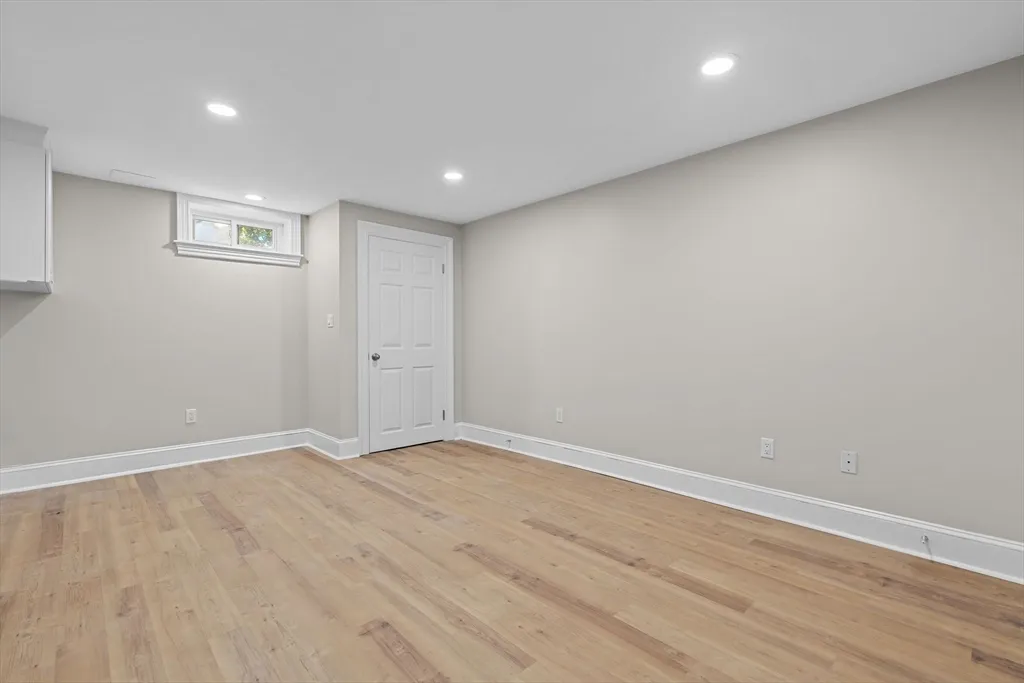 3 bed, 2 bath apartment for rent at 9 Home Ave Unit 1, Natick — photo 20 of 26