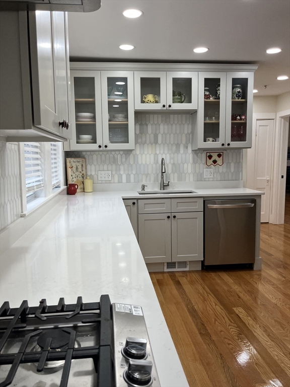 2 bed, 1 bath apartment for rent at 9 Hutchinson St Unit 1, Dorchester — photo 5 of 14