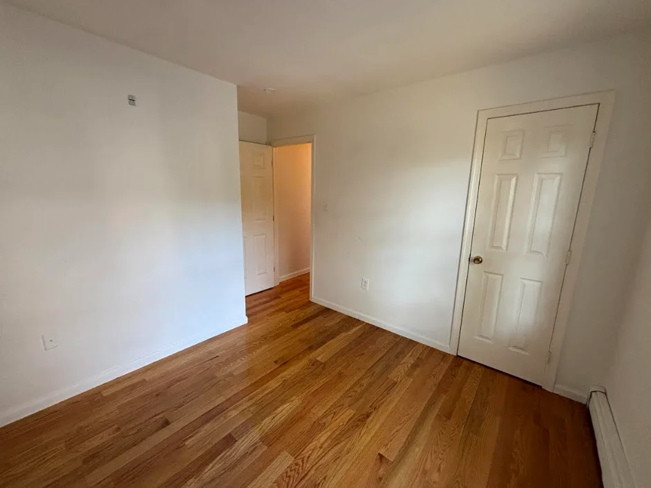 3 bed, 1 bath apartment for rent at 9 Irving St Unit 2a, West Medford — photo 17 of 21