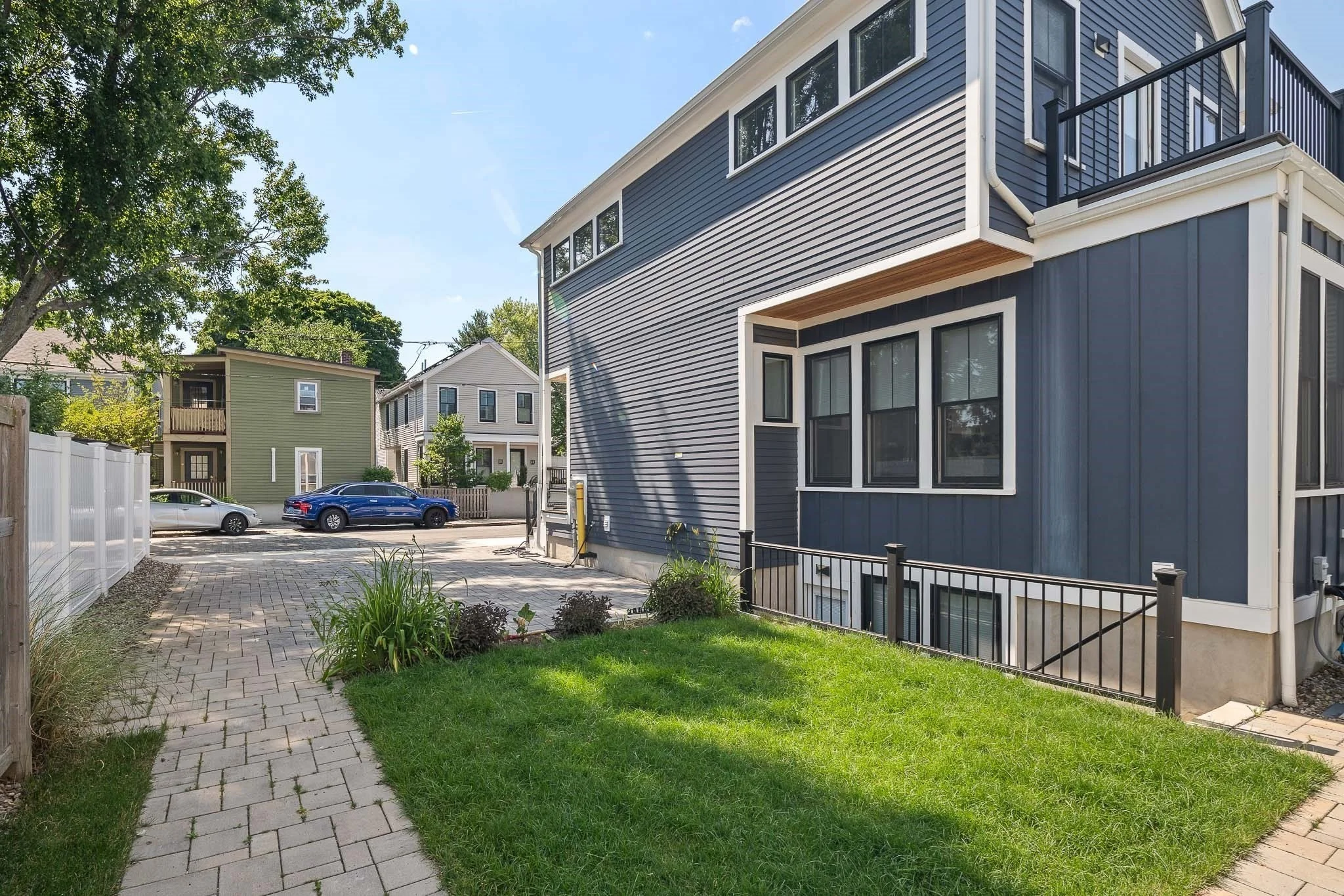 3 bed, 3 bath apartment for rent at 9 Jackson St Unit 9, North Cambridge — photo 2 of 33