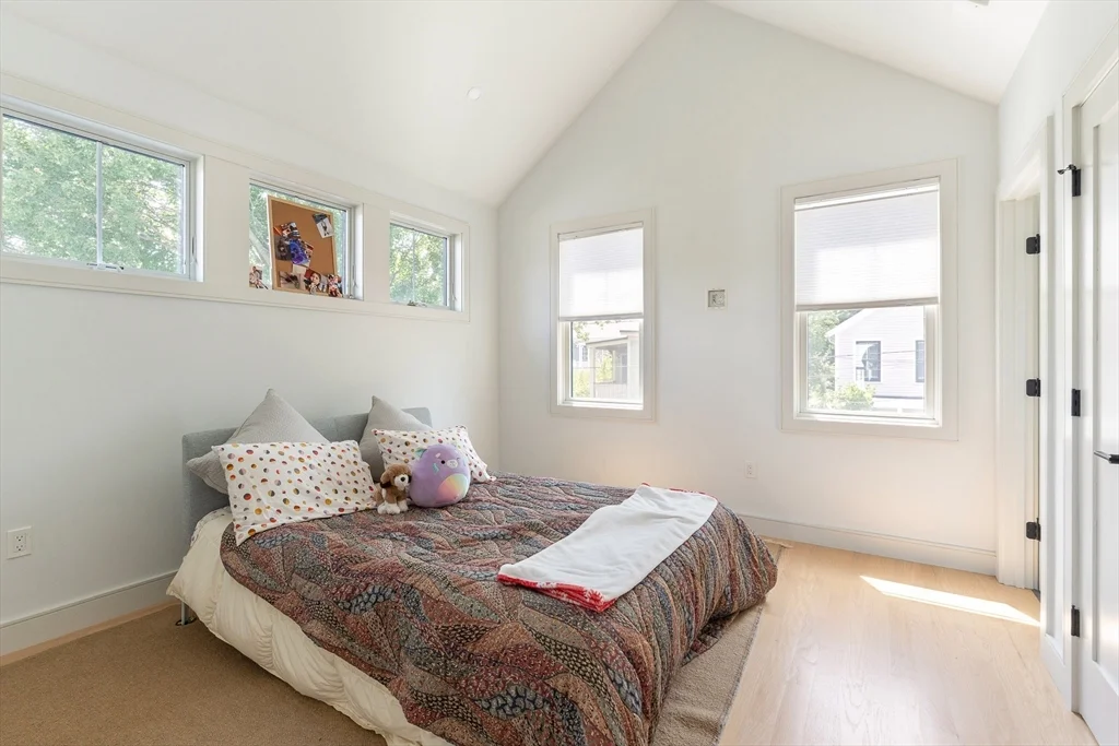 3 bed, 3 bath apartment for rent at 9 Jackson Unit 9, North Cambridge — photo 13 of 33