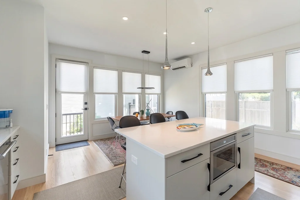 3 bed, 3 bath apartment for rent at 9 Jackson Unit 9, North Cambridge — photo 10 of 33