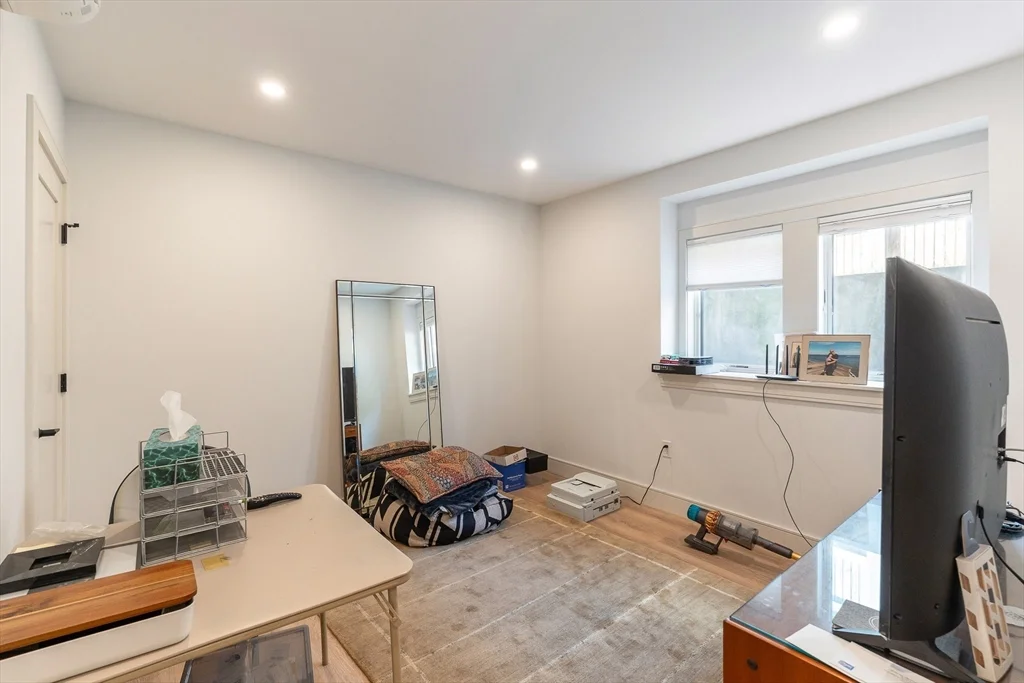 3 bed, 3 bath apartment for rent at 9 Jackson Unit 9, North Cambridge — photo 24 of 33