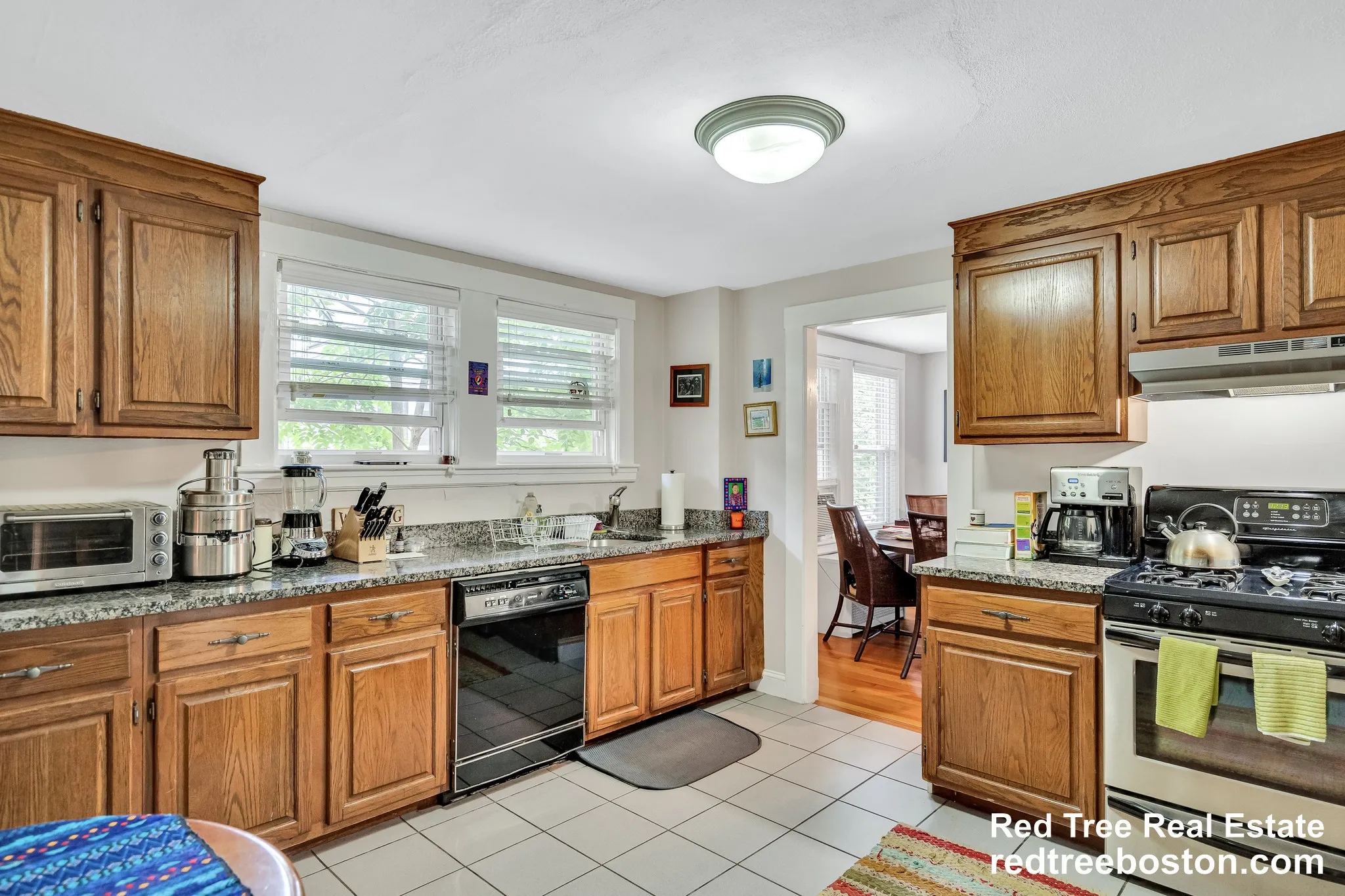 2 bed, 1 bath apartment for rent at 9 Keefe Ave Unit 1, Newton Upper Falls — photo 7 of 10