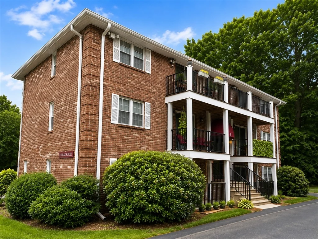 1 bed, 1 bath apartment for rent at 9 Kenmar Dr Unit 13, Billerica — photo 2 of 10