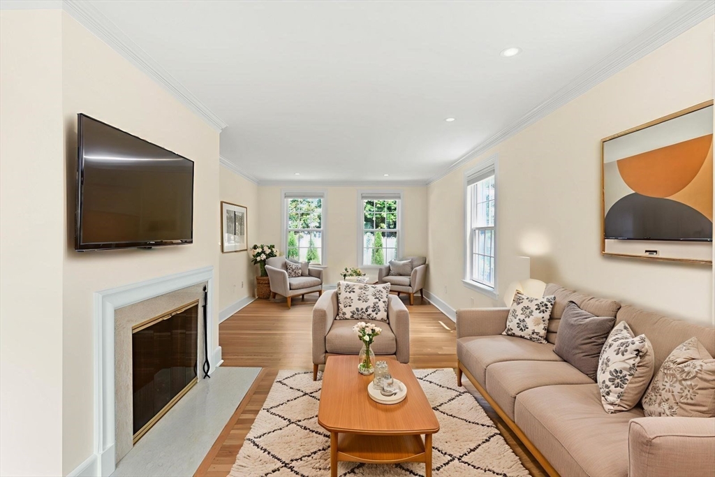 4 bed, 3 bath apartment for rent at 9 Kenway St, West Cambridge — photo 3 of 13