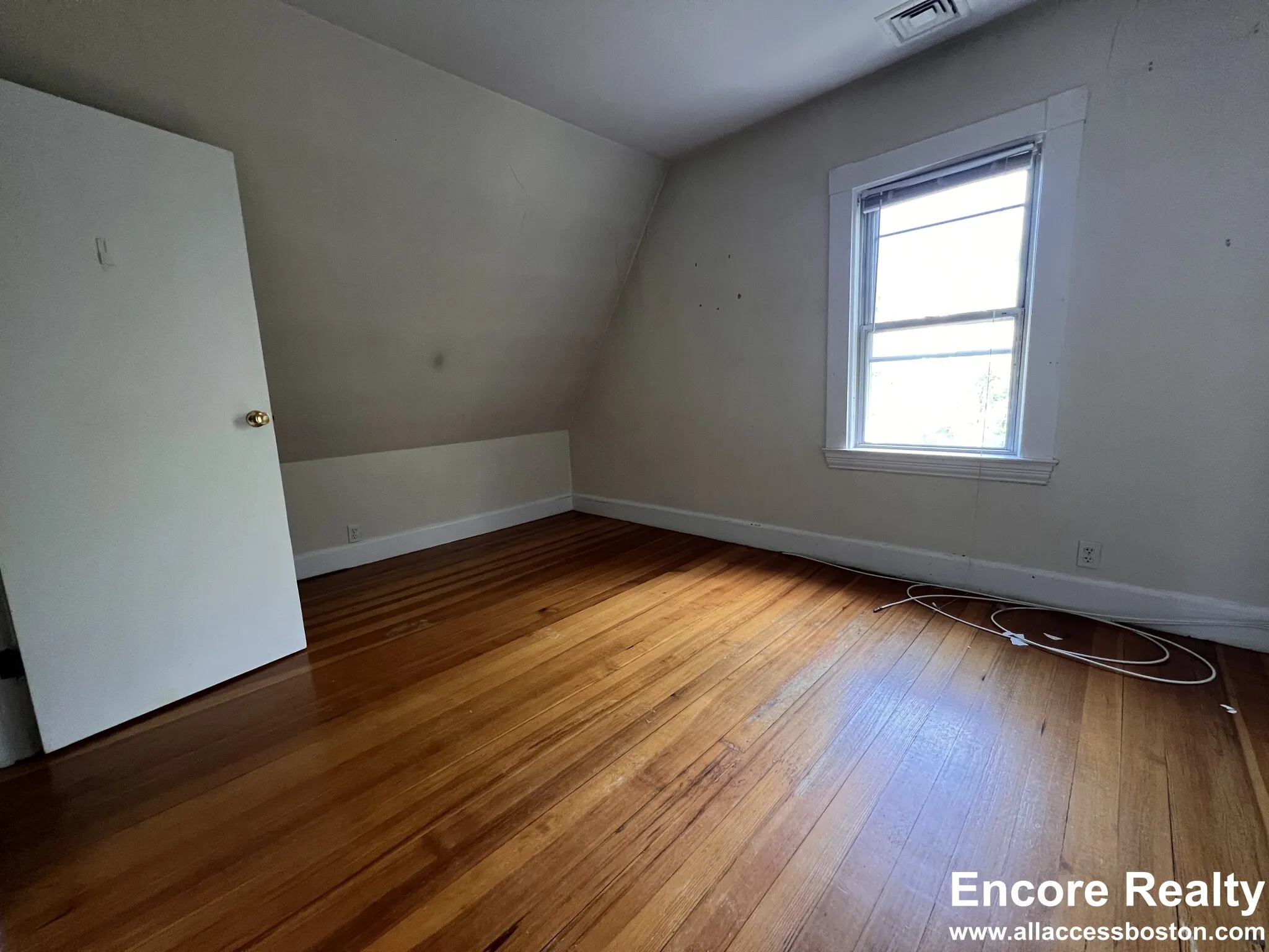 2 bed, 1 bath apartment for rent at 9 Kenwood St Unit 2, North Brookline — photo 8 of 21