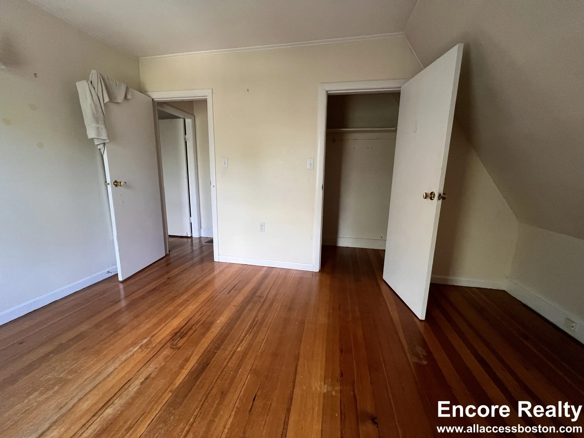 2 bed, 1 bath apartment for rent at 9 Kenwood St Unit 2, North Brookline — photo 9 of 21