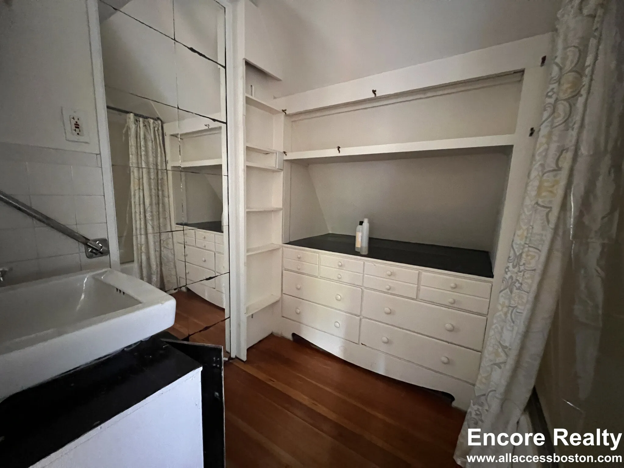 2 bed, 1 bath apartment for rent at 9 Kenwood St Unit 2, North Brookline — photo 12 of 21