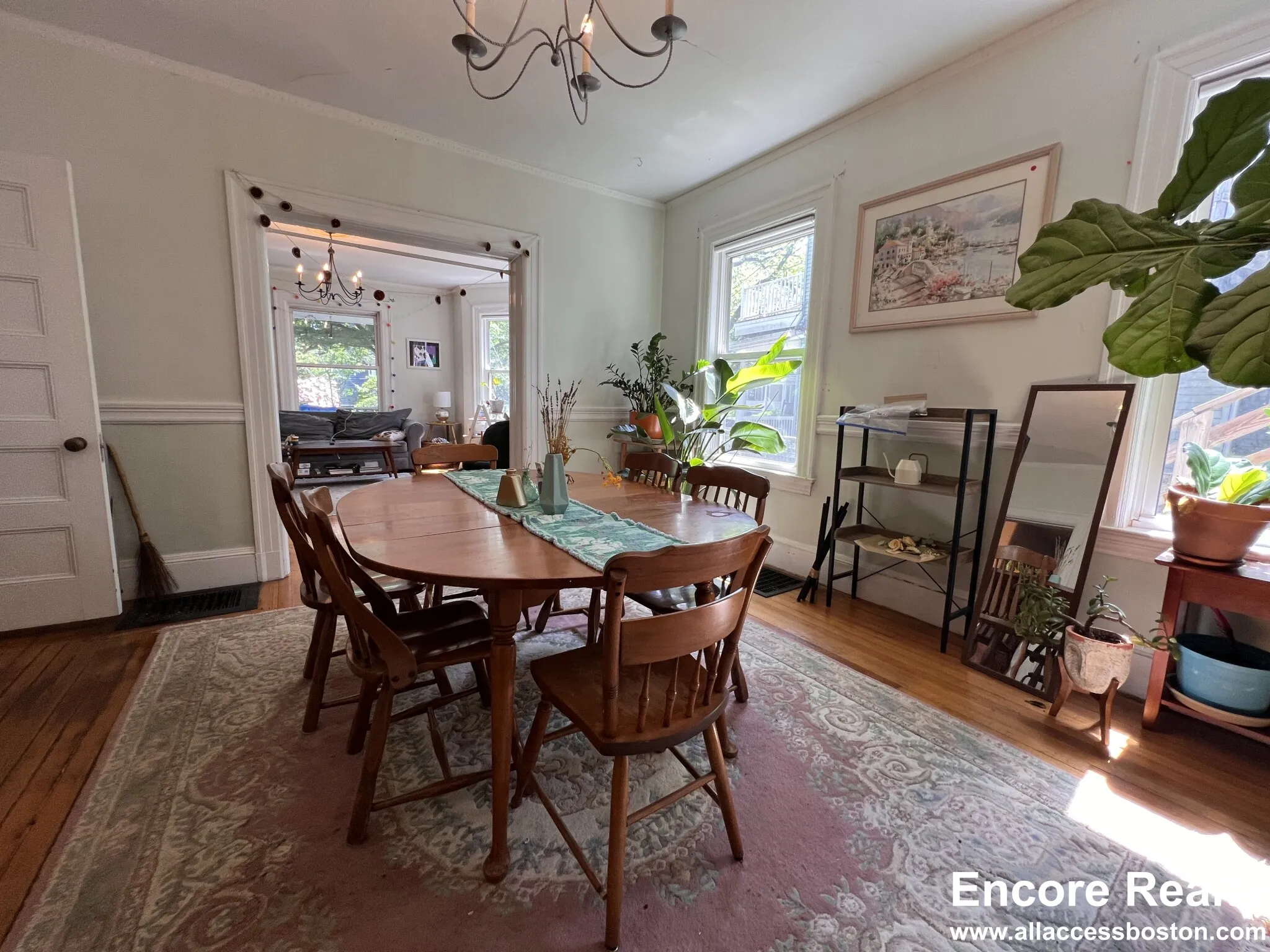 4.5 bed, 3.5 bath apartment for rent at 9 Kenwood St Unit 9-1, North Brookline — photo 10 of 41