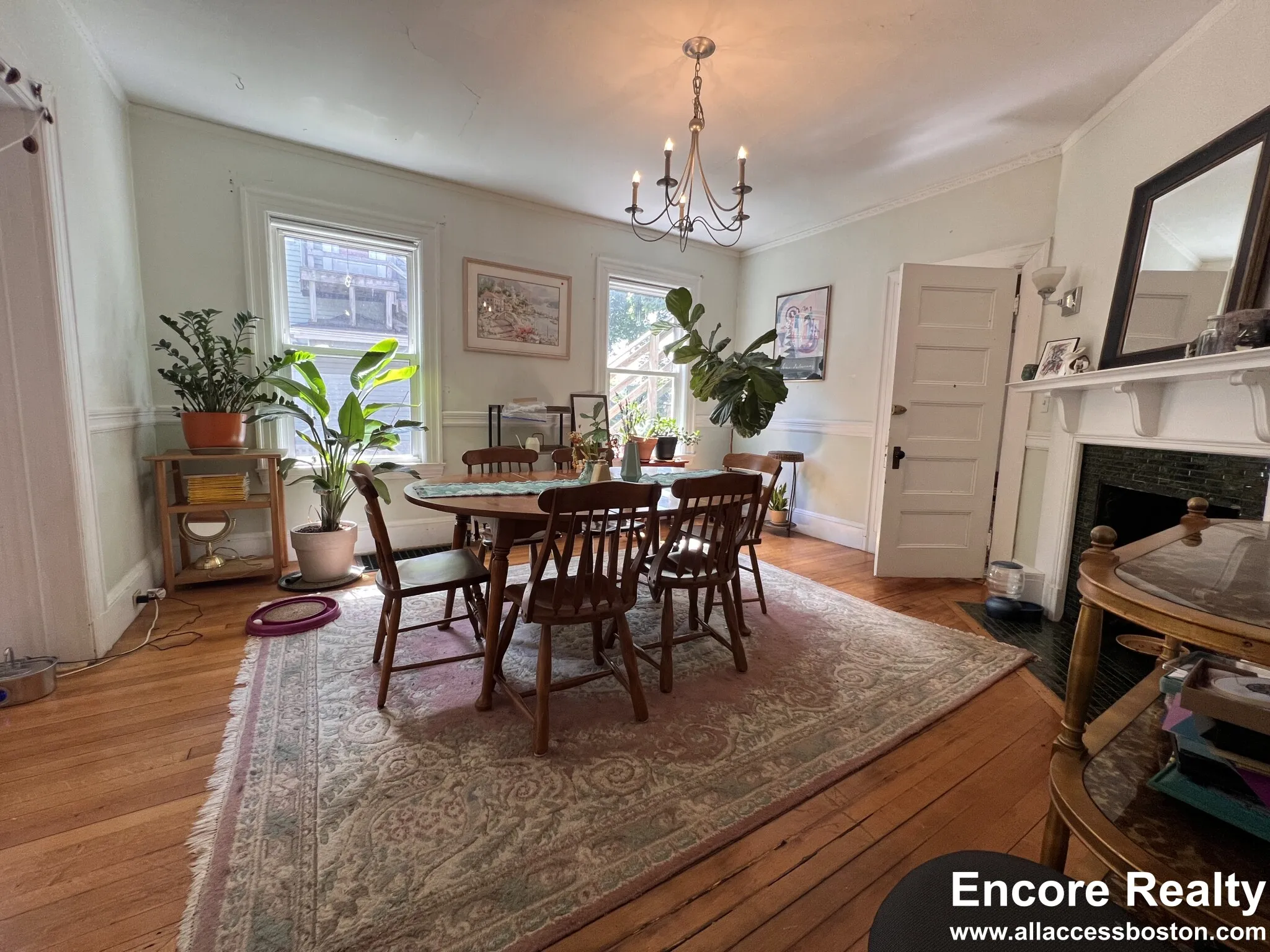4.5 bed, 3.5 bath apartment for rent at 9 Kenwood St Unit 9-1, North Brookline — photo 9 of 41